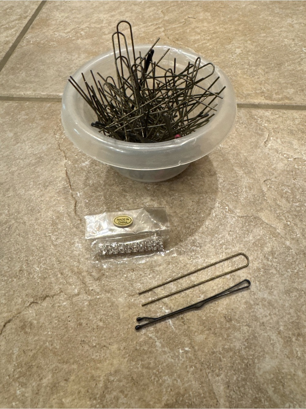 Bundle of Metal Hair Pins with Plastic Bowl - Black & Dark Brown